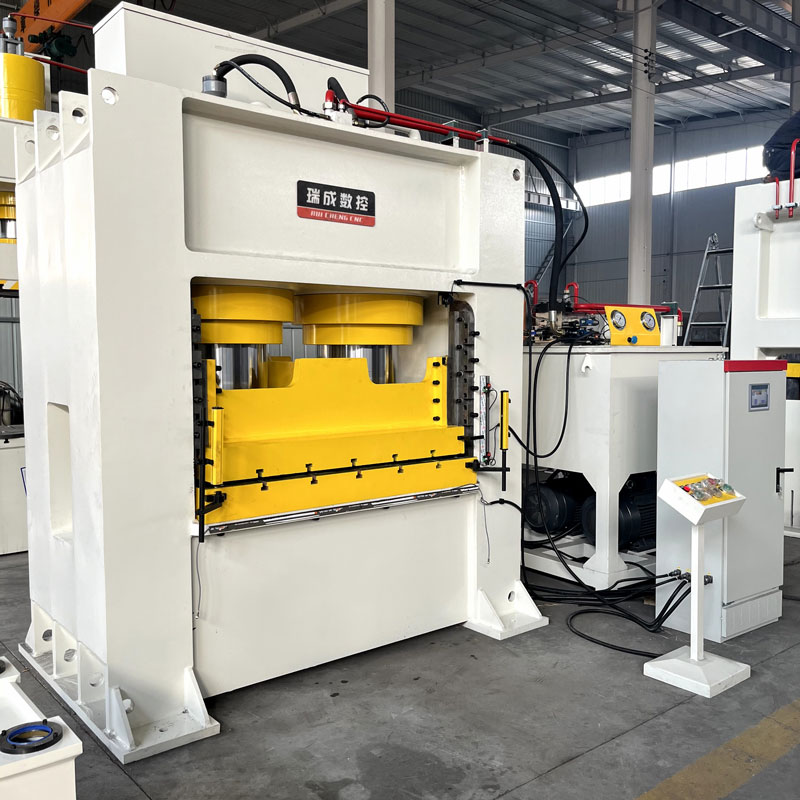 一臺(tái)1000T液壓機(jī)需要多少錢？